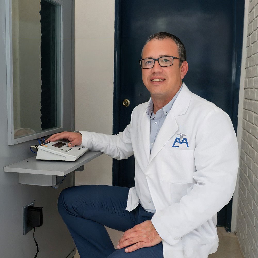 Dr. Víctor A. Quintanilla Ortega, especialista en Salud Laboral